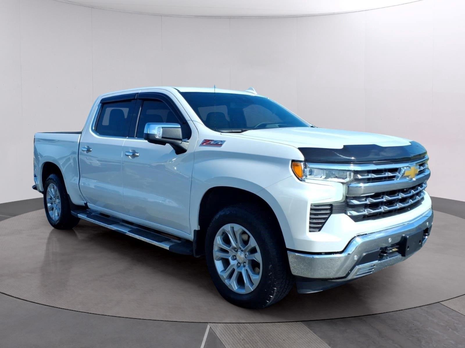 2024 Chevrolet Silverado 1500 LTZ - Photo 9
