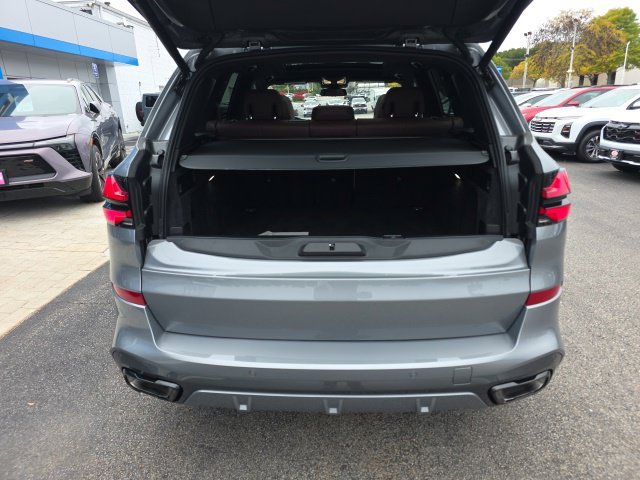Used 2025 Gray BMW xDrive40i image 37