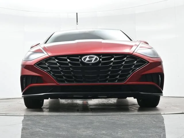 Used 2023 Ultimate Red Hyundai Limited image 25