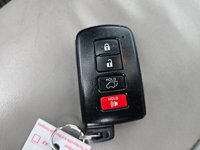 Used 2019  Toyota SE image 30