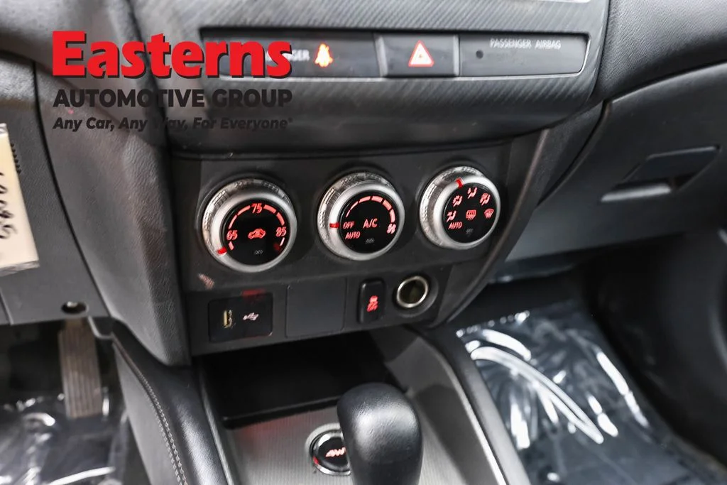 Used 2022 Black Mitsubishi 2.0 ES image 18