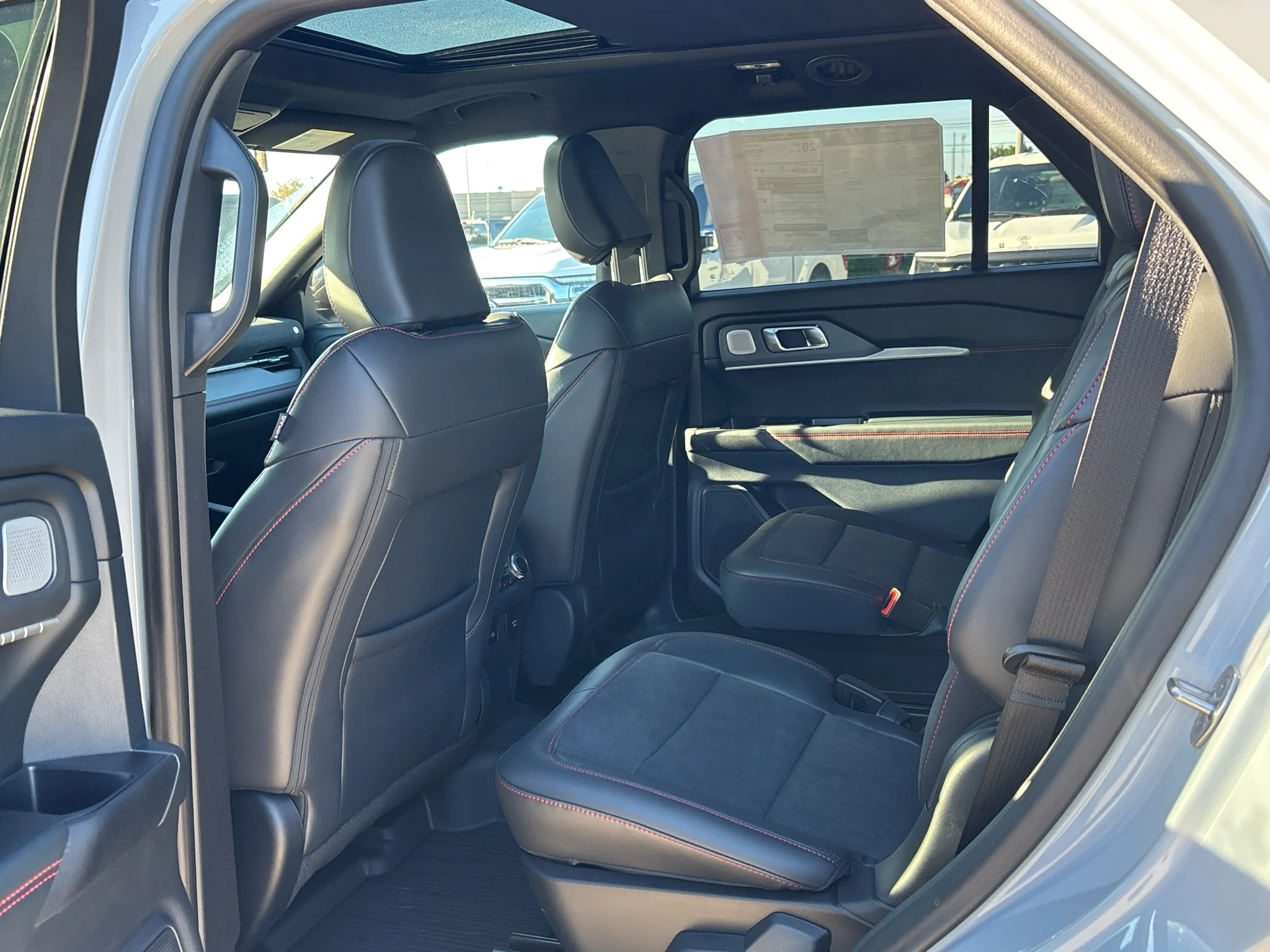 New 2027 Avalanche Gray Ford ST image 12