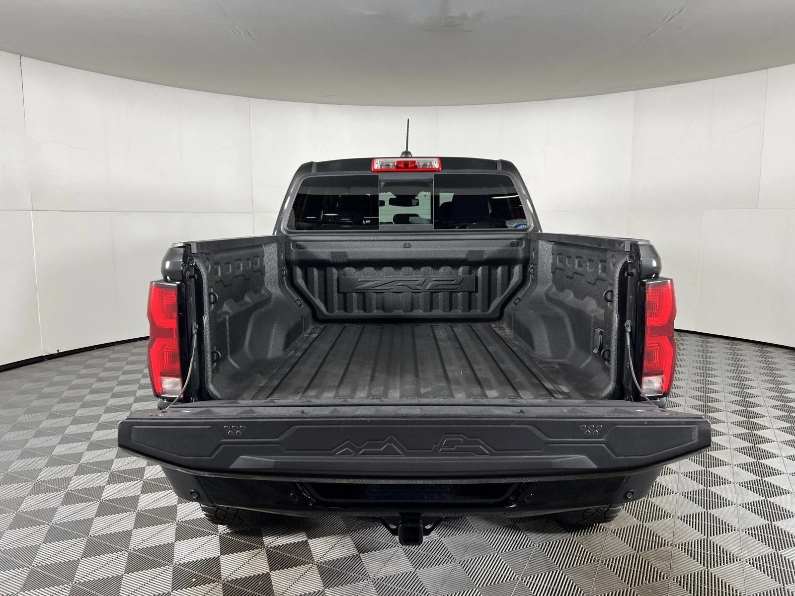 Used 2023 Black Chevrolet ZR2 image 7