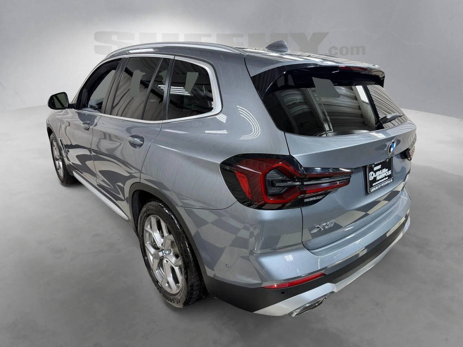 Used 2023 Skyscraper Gray Metallic BMW xDrive30i image 14