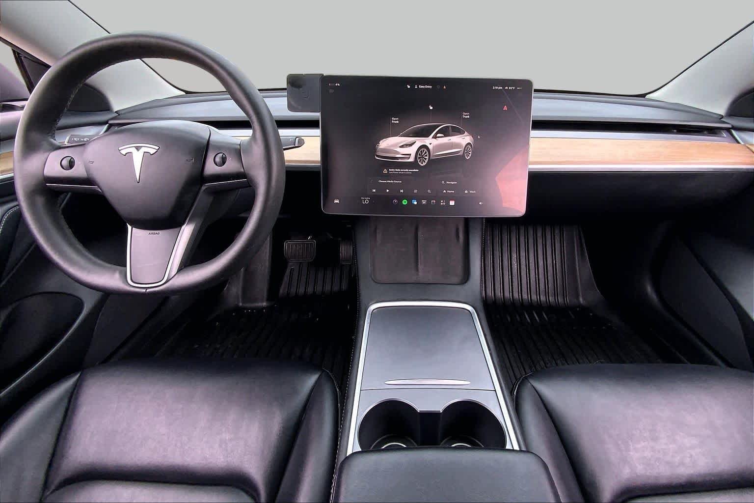 Used 2023 Pearl White Multi-Coat Tesla  image 14