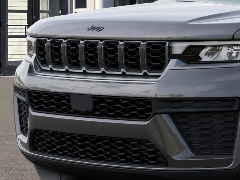 New 2026 Baltic Gray Metallic Clear-Coat Exterior Paint Jeep Altitude 4x4 image 37