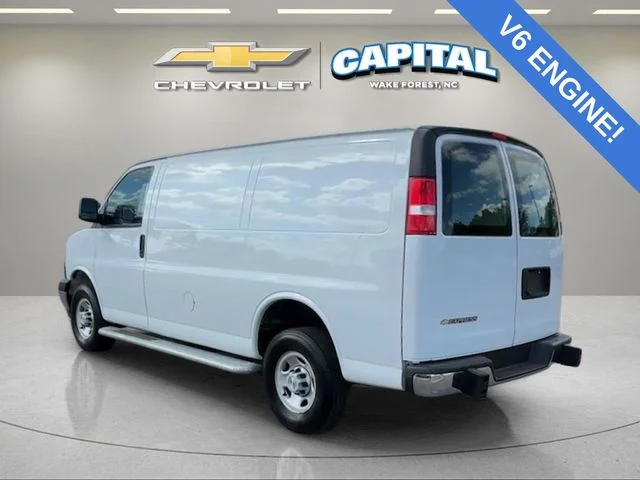 Used 2024 White Chevrolet Work Van image 3