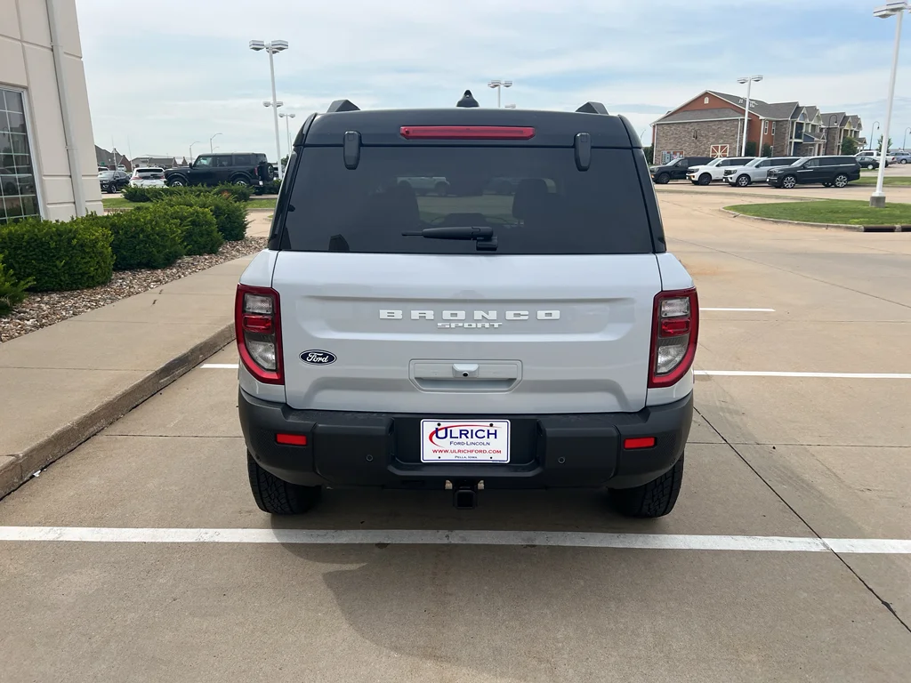 New 2026 Space White Metallic Ford Badlands® image 7