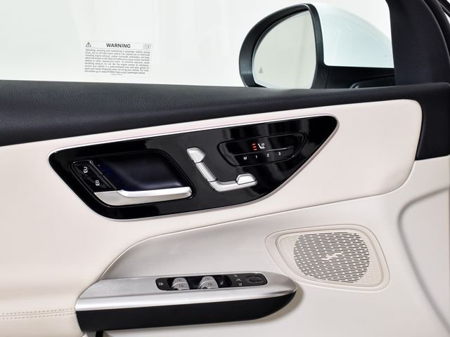 Certified Used 2025 White Mercedes-Benz GLC 300 image 19