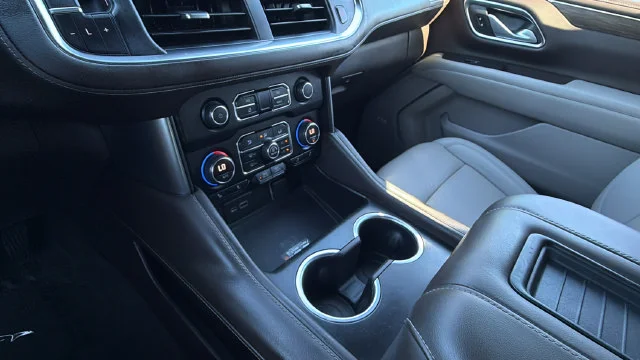 Used 2022 Beige Chevrolet Z71 image 16