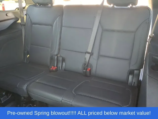 Used 2025 White GMC Denali image 38