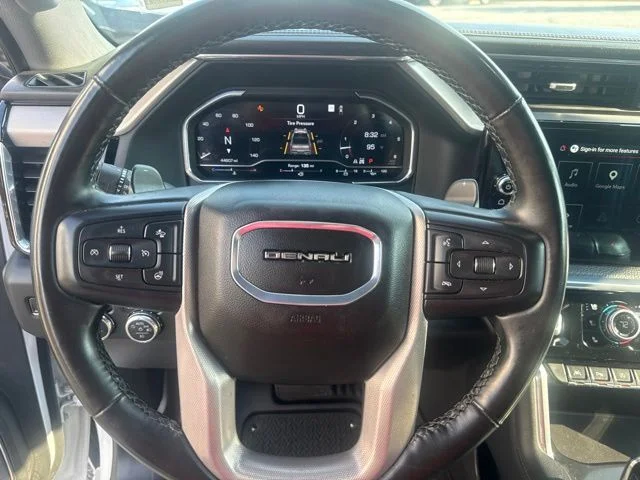 Used 2024 White GMC Denali image 19