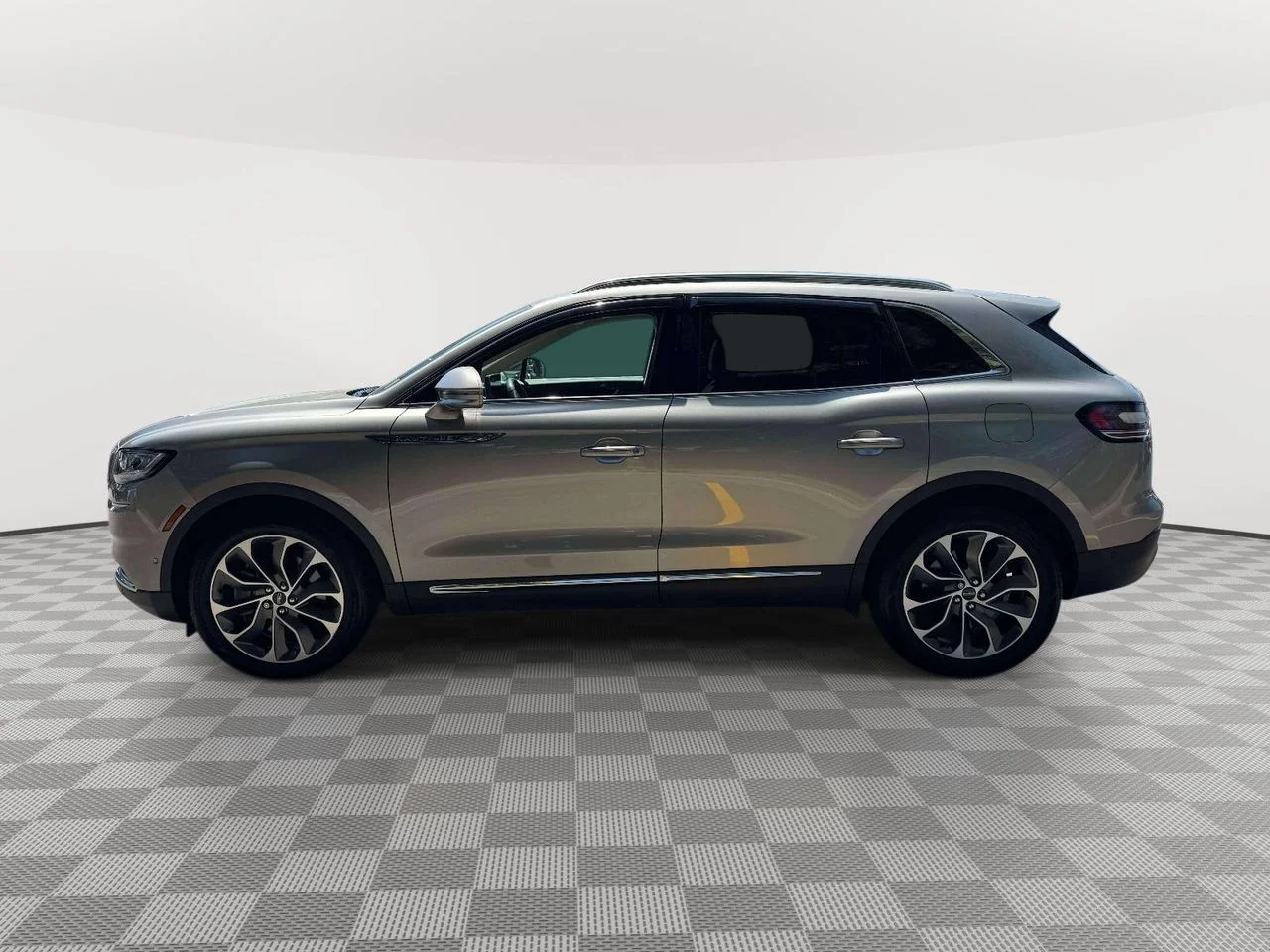 Used 2023 JEWEL SANDSTONE METALLIC PC Lincoln Reserve image 4