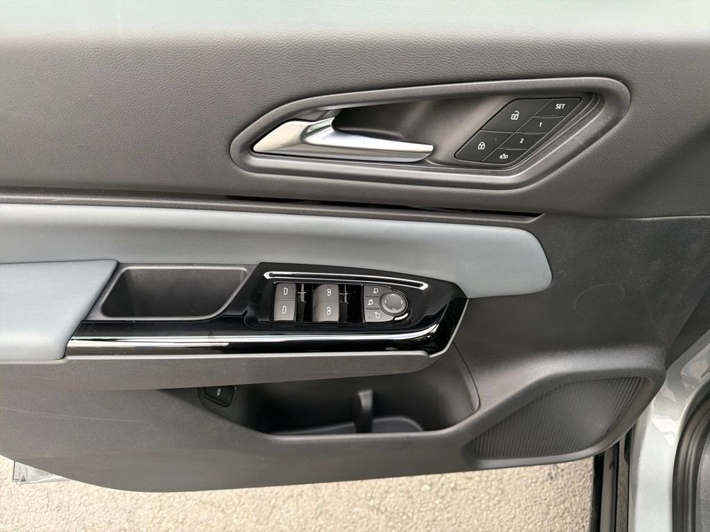New 2026 Mercury Silver Metallic Honda Elite image 15