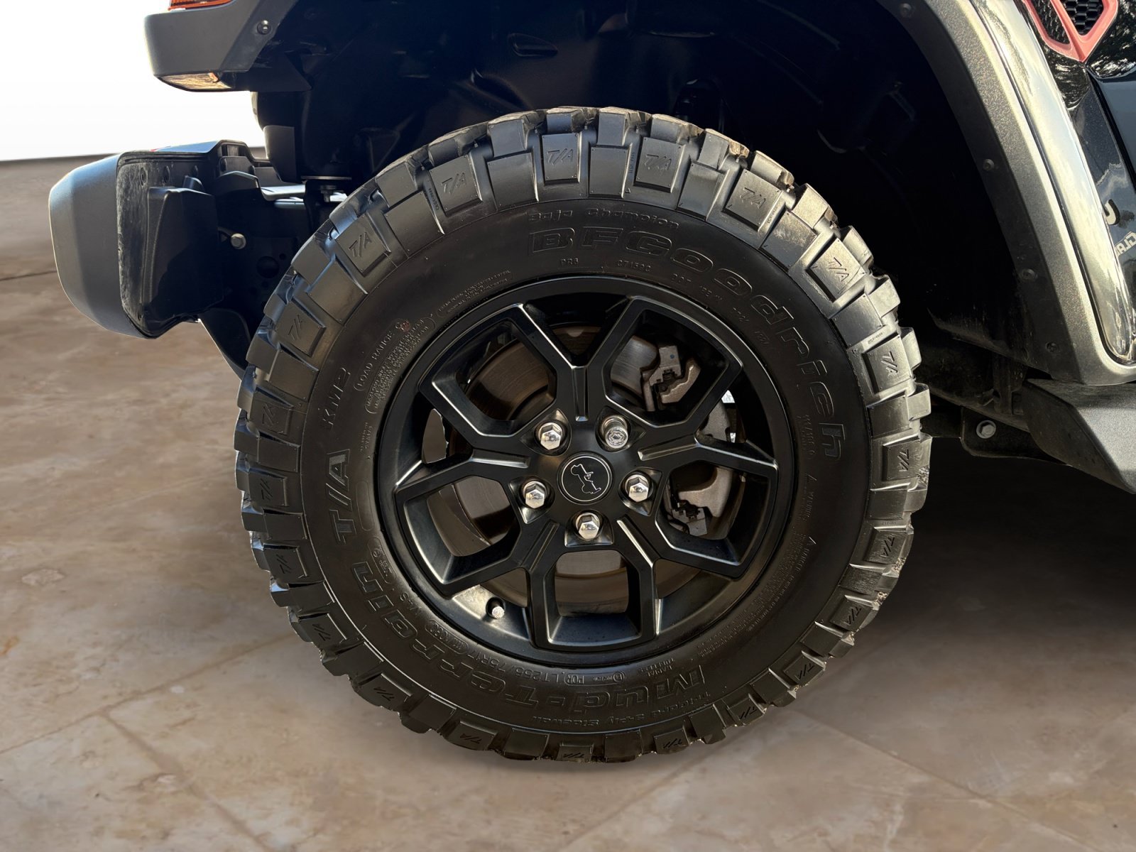 Used 2025 Black Clearcoat Jeep Texas Trail image 26