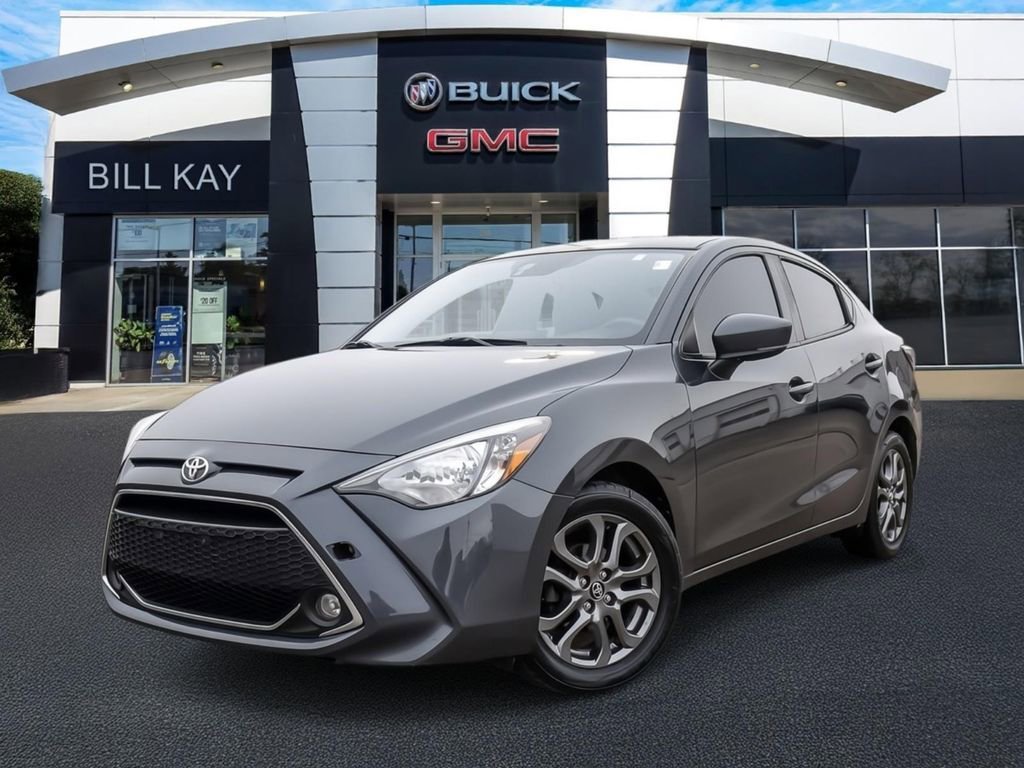 2020 Toyota Yaris LE