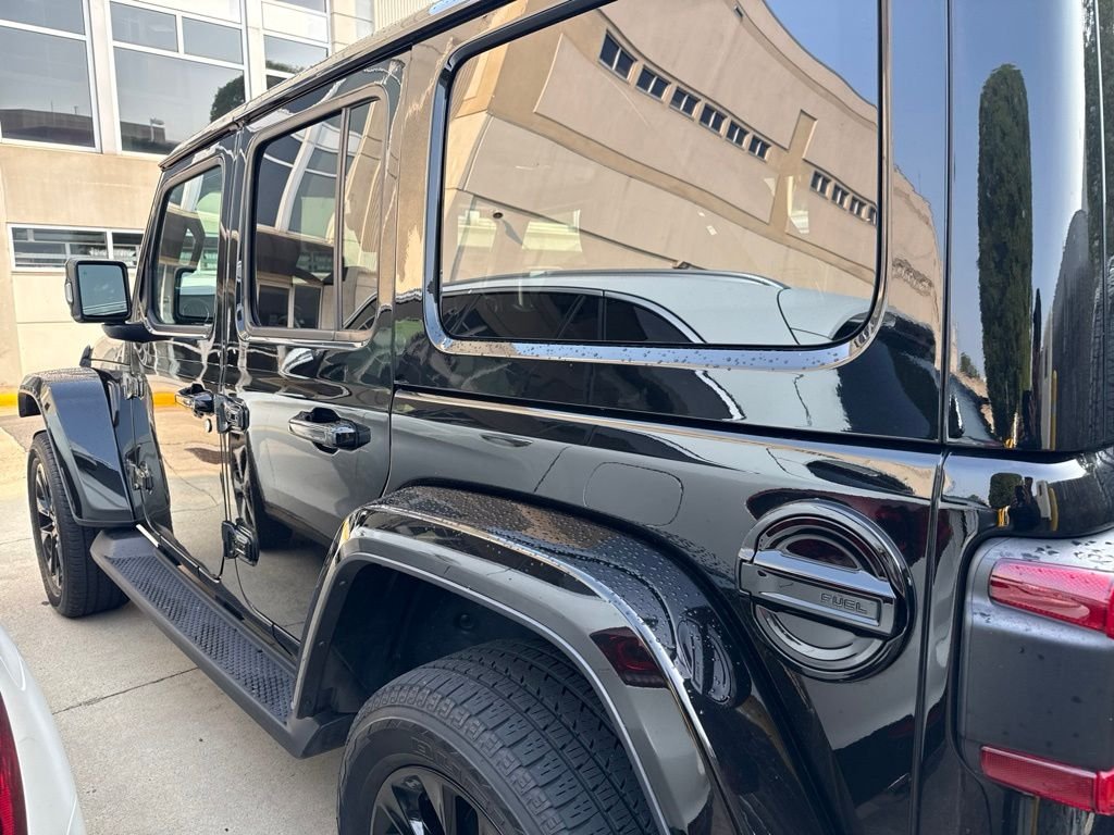 Used 2023 Black Clearcoat Jeep Sahara image 4