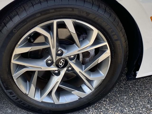 Used 2022 Quartz Hyundai SEL image 30