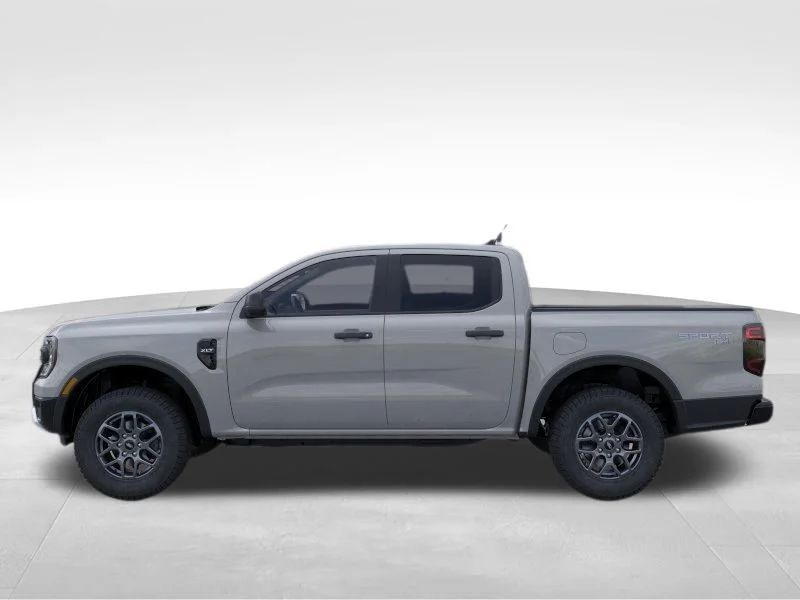 New 2026 White Ford XLT image 3