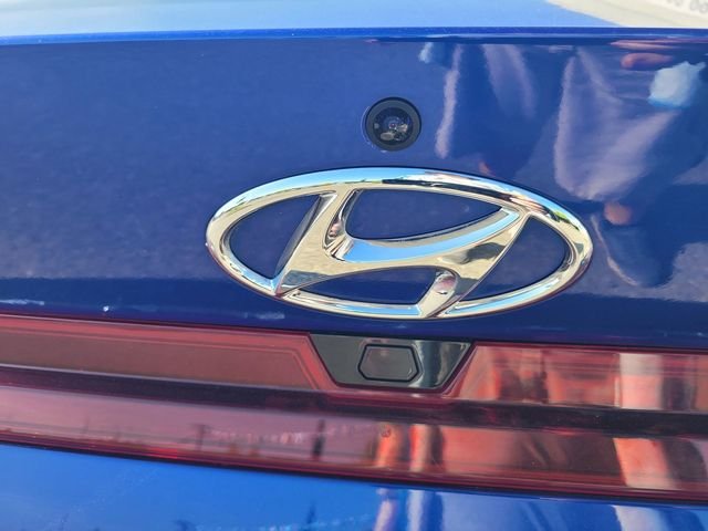 Certified Used 2021 Blue Hyundai SEL image 10