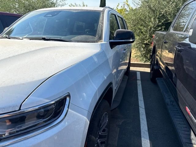 Used 2024 White Jeep Series II image 3