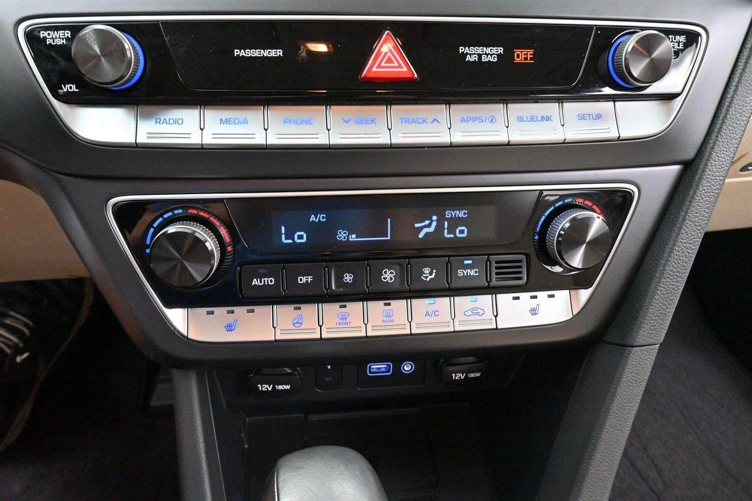 Used 2019 Phantom Black Hyundai SEL image 23