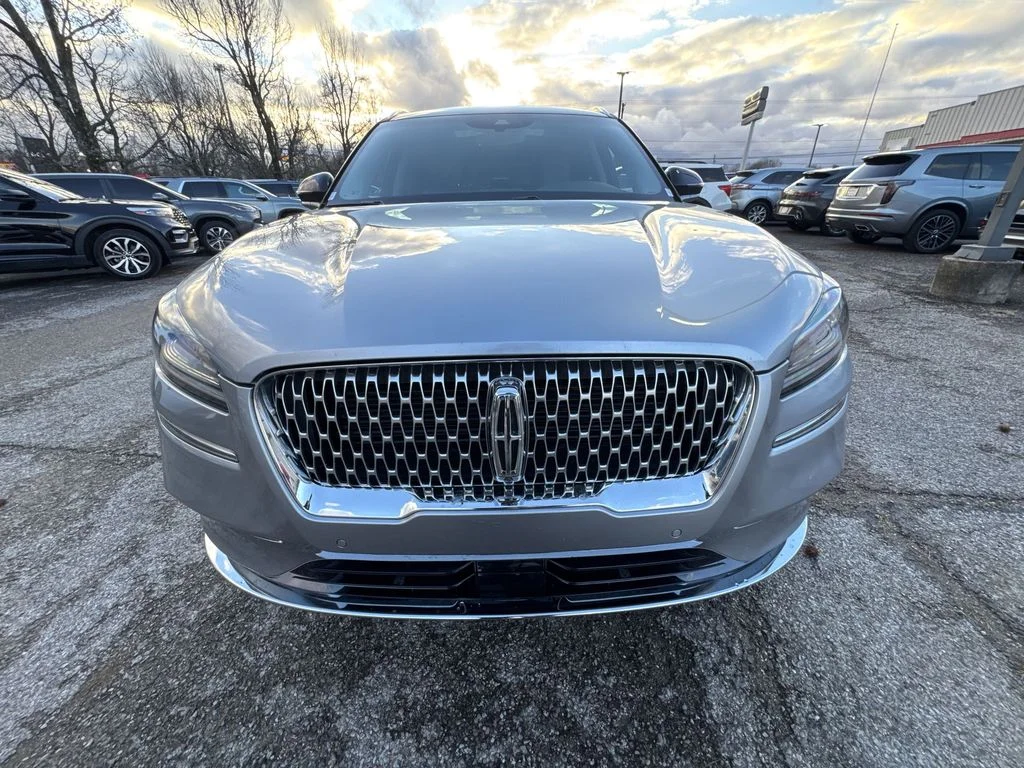 Used 2021 Silver Lincoln Reserve image 27