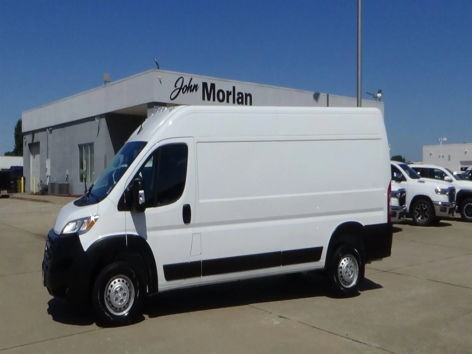 Used 2026 Bright White Clear Coat (pw7) RAM Tradesman 2500 image 1