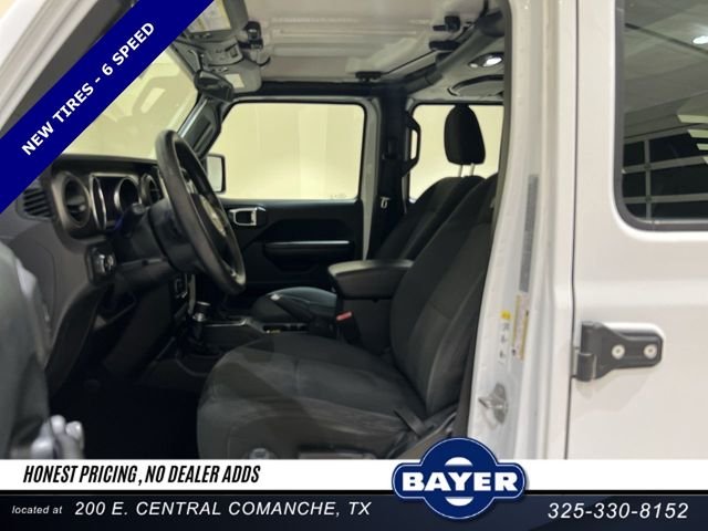 Used 2018 White Jeep Unlimited Sport image 17