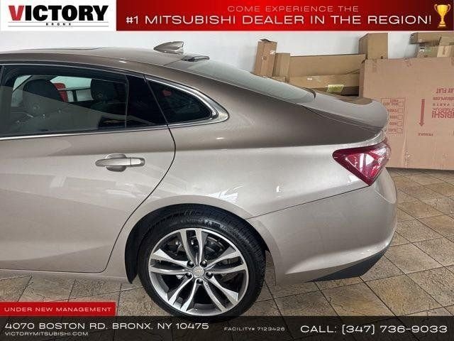 Used 2022 Gray Chevrolet LT image 22