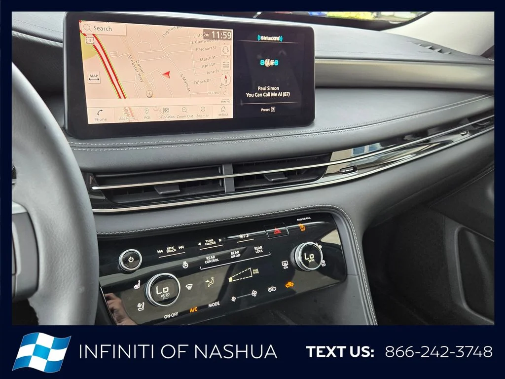 Certified Used 2023 White INFINITI LUXE image 33