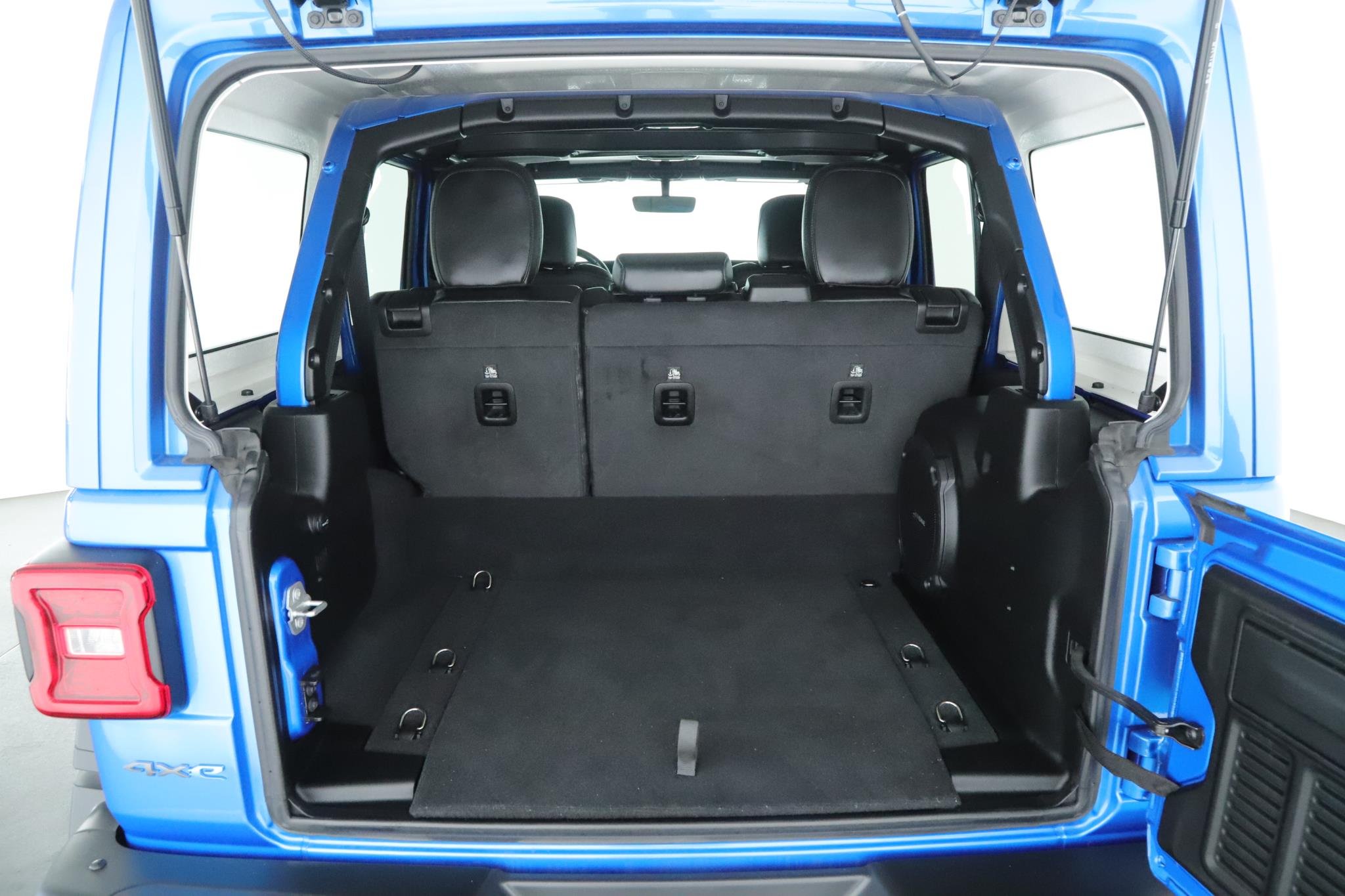 2022 Jeep Wrangler Unlimited Rubicon 4XE - Photo 17