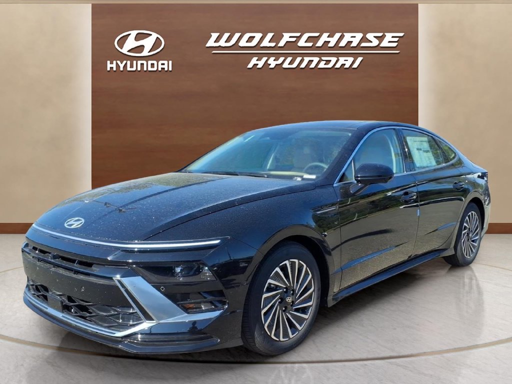 2027 Hyundai Sonata Hybrid Limited