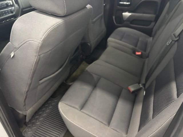 Used 2018 Silver Chevrolet LT image 9
