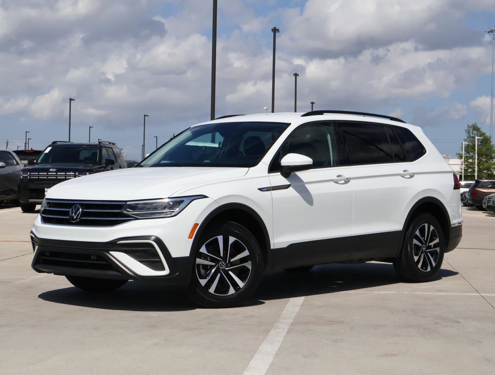 2023 Volkswagen Tiguan S