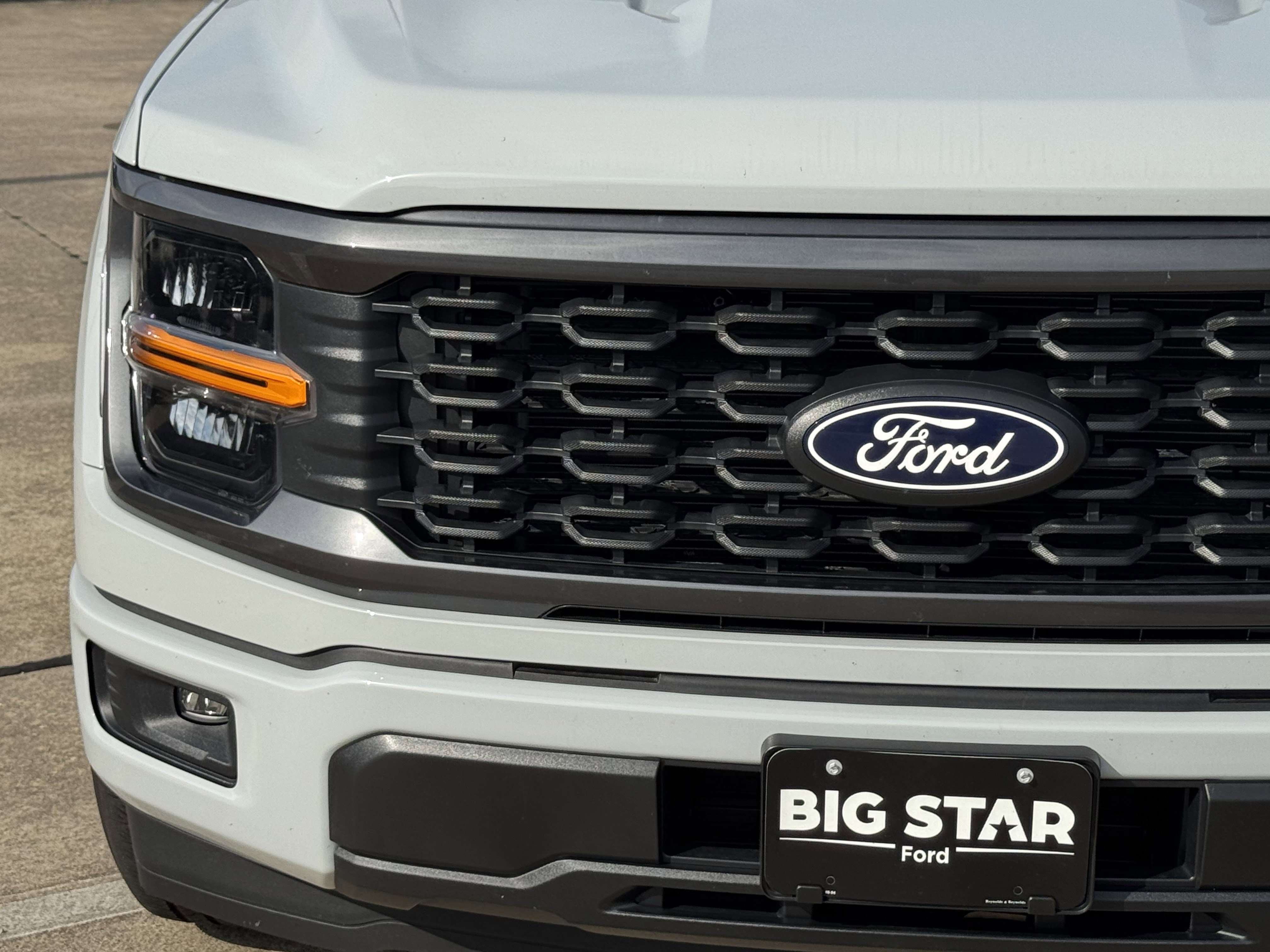 New 2026 Avalanche Ford STX image 5
