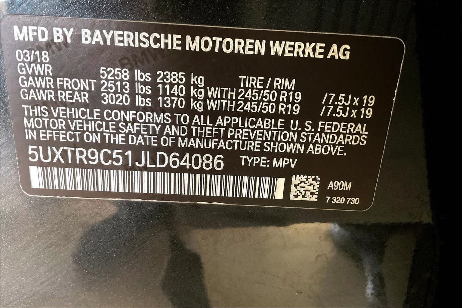 Used 2018 Dark Graphite Metallic BMW xDrive30i image 32