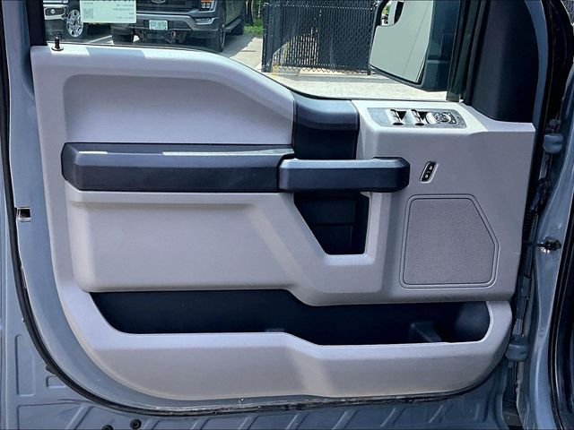 Used 2019 Black Ford XL image 18