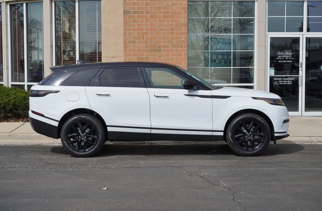 Used 2026 White Land Rover S image 7
