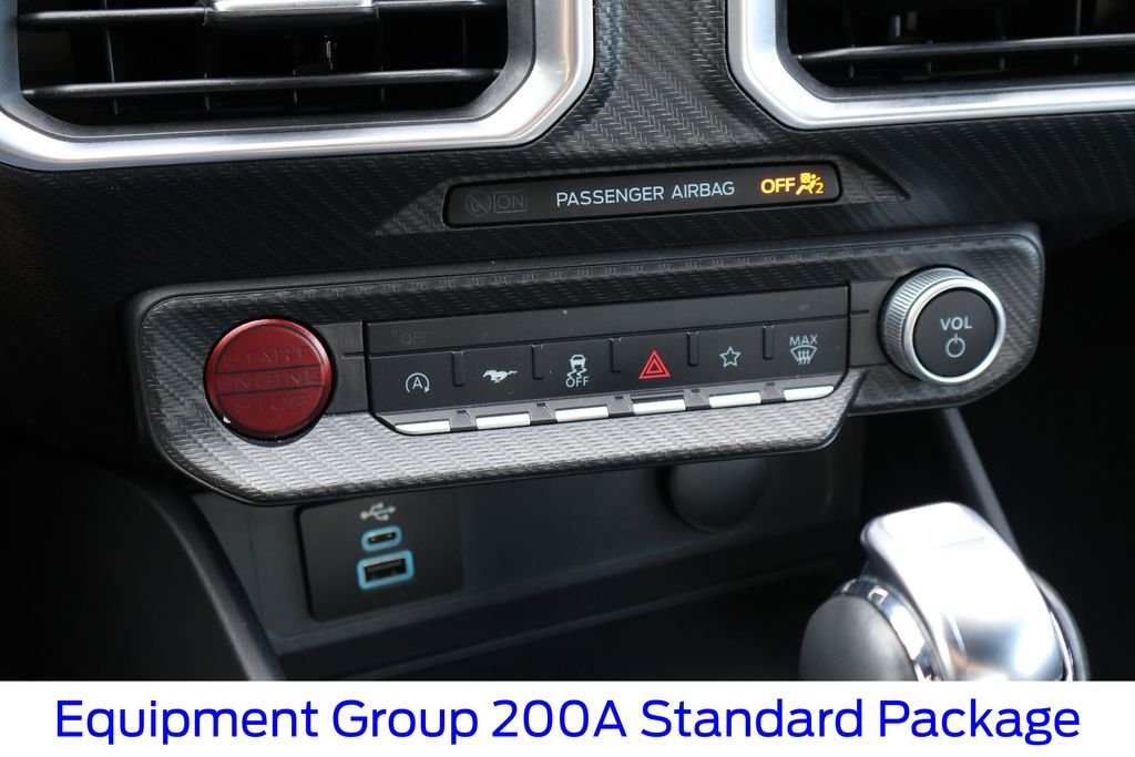Used 2025 Shadow Black Ford EcoBoost Premium image 31