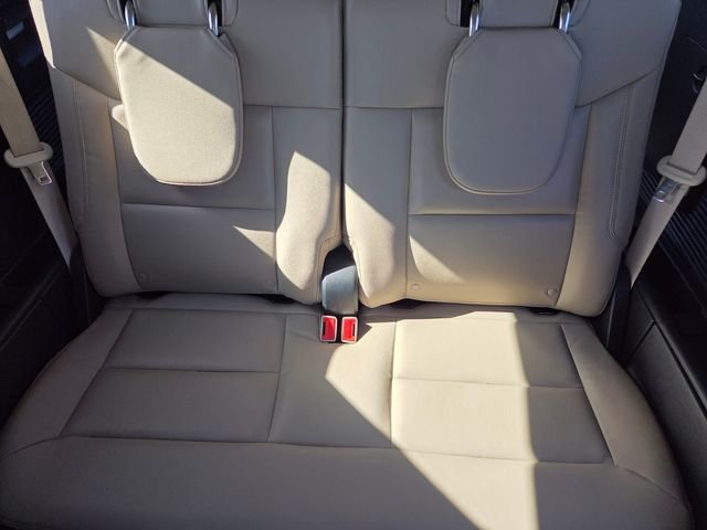 Used 2020 White Ford XLT image 10
