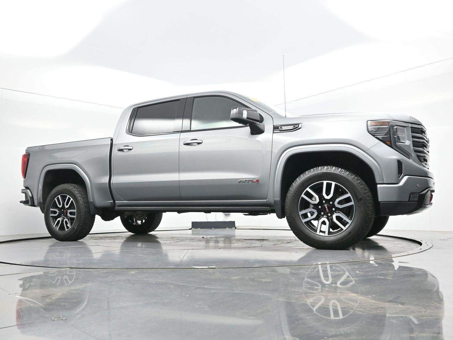 Used 2024 Sterling Metallic GMC AT4 image 46