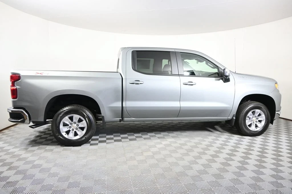 2026 Chevrolet Silverado 1500 LT - Photo 8