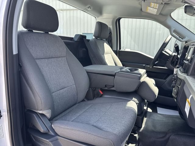 New 2026 Oxford White Ford F-250® XL image 25
