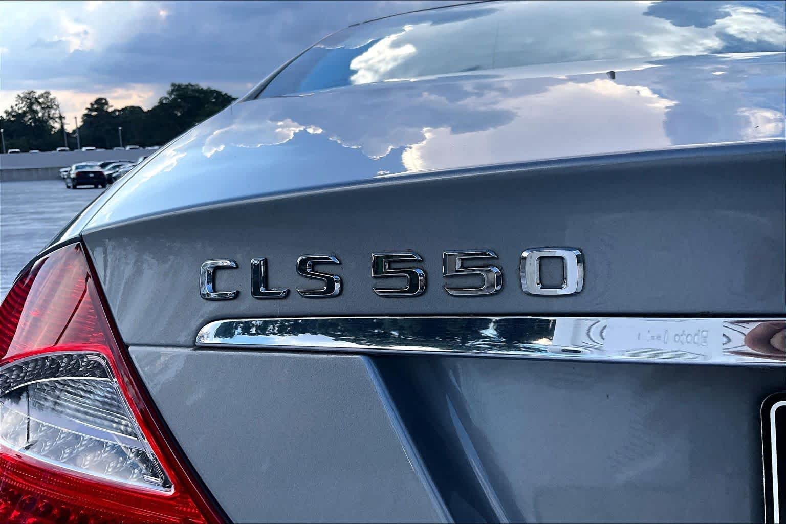 Used 2011 Flint Grey Metallic Mercedes-Benz CLS 550 image 28