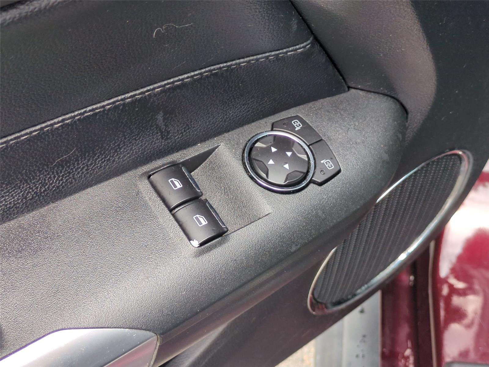 Used 2018 Royal Crimson Metallic Tinted Clearcoat FORD GT image 16