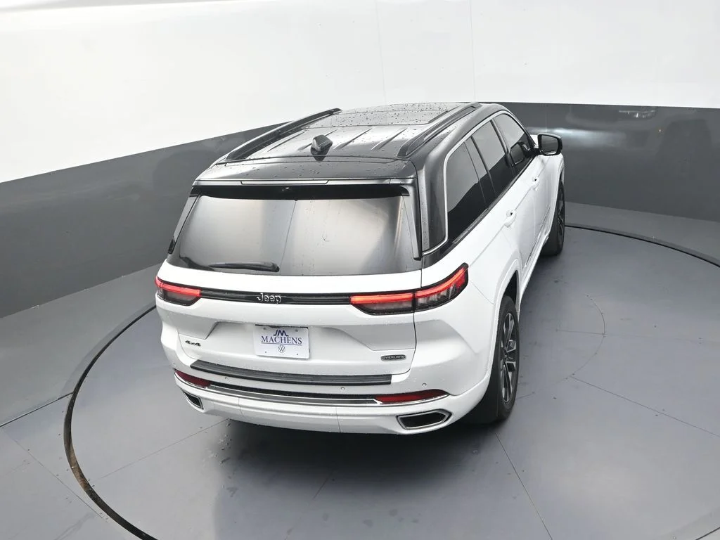 Used 2024 White Jeep Overland image 21