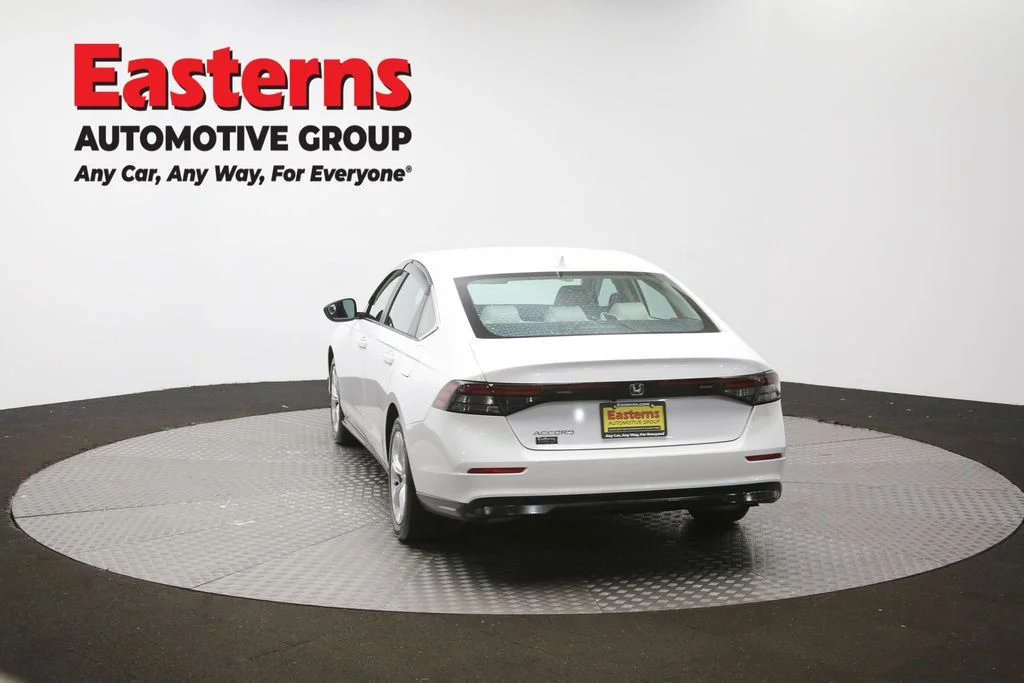 Used 2025 White Honda LX image 64