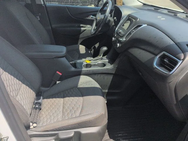 Used 2019 White Chevrolet LT image 28