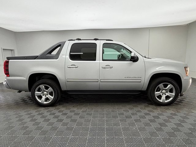 Used 2012 SILVER ICE METALLIC Chevrolet LT image 7